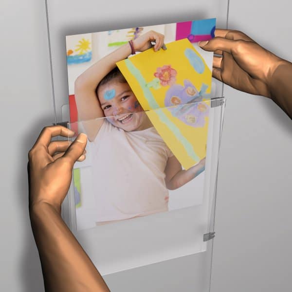 Display it fixed