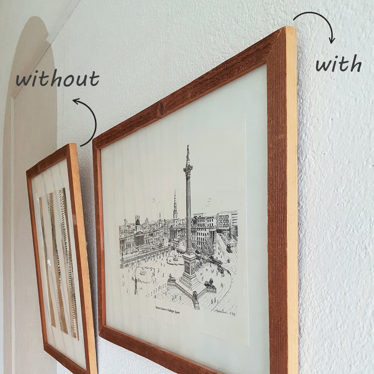 ArtiTeq Tilt Reducer With Without Comparison Comparison photo of two framed artworks, with the left frame tilting forward without a tilt reducer and the right frame sitting flatter with one.