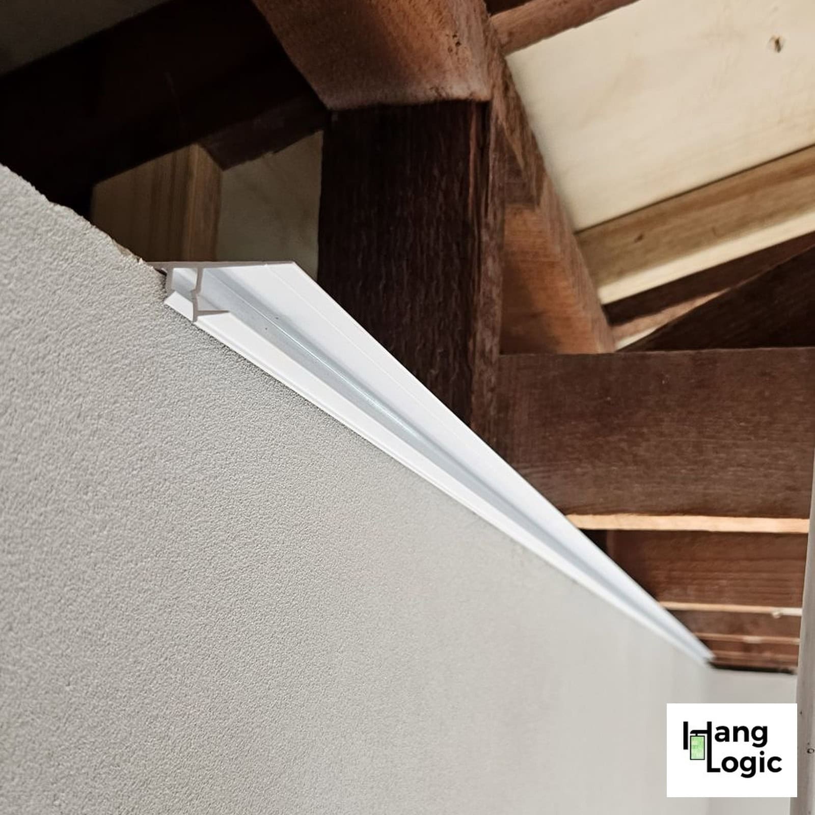 A continuous Shadowline Drywall rail ipositioned along wall before the ceiling lining is completed.